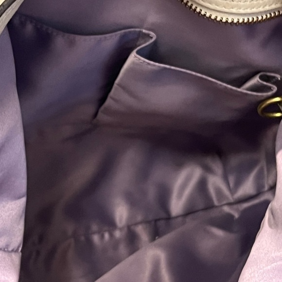 Vintage Coach Two tone Cream Tan Leather Shoulder Bag - Picture 11 of 17